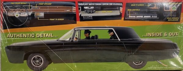 "The Green Hornet" The Black Beauty with Green Hornet & Kato Figures 1/25 AMT - Image 2